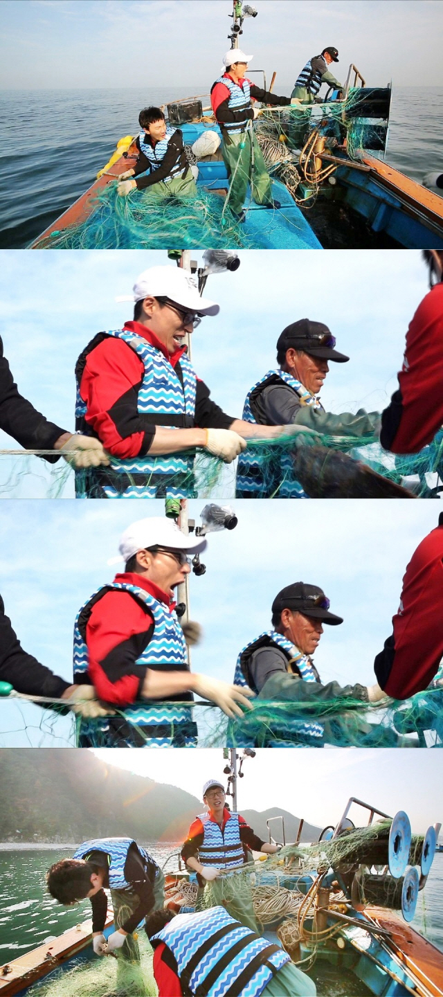 Running Man, which will be broadcast this week, will be followed by a one-on-one penalty race, which requires 100 parts-time workloads.Yoo Jae-Suk, Ji Seok-jin and Lee Kwang-soo challenged the sea The Net fishing and kicked the Net vigorously with the idea of ​​fullness.Yoo Jae-Suk, who saw Summer Flounder caught in The Net as he was frustrated with the empty Net that kept coming up, could not hide his excitement and kicked the Net more hard.But for a moment of joy, Summer Flounder was hit by a sudden attack on Yoo Jae-Suks hand.So coward Yoo Jae-Suk stood back in surprise and the scene that caught the moment became a laughing sea.The members also laughed, saying, How can this happen?On the other hand, they were recognized as a daily workload only when they caught the fish selected in advance, and it is hoped that they will be able to finish the daily white race safely by catching the desired fish species.On the other hand, Kim Jong-guk X Haha X Song Ji-hyo X Yang Se-chan X Jeon So-min will hold a Shire Race, which requires all five Wannabe vacations within the vacation expenses paid by the production team.The results of the One-Day Back Race and One-Shire Race of the riot can be found on Running Man which is broadcasted at 4:50 pm on Sunday, 7th.