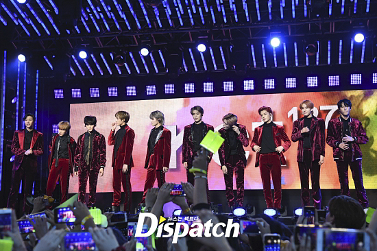 NCT127 is successfully promoting the United States of America debut. It appeared in a famous local program and revealed its presence.NCT127 participated in the recording of Jimi Hendrix Kimmel Love Live! at United States of America LA at 6 pm on the 8th.The new song Regular English version was presented for the first time.First of all, Jimi Hendrix Kimmel Love Live! Is a late-night talk show that started in 2003.It is considered to be the signboard program of United States of America broadcaster ABC. It is hosted by famous comedian Jimi Hendrix Kimmel.NCT127 performed uniquely: Regular was a Latin trap genre; members appeared in colorful burgundy suits; and overwhelmed the stage with a sword-gunned sword.NCT127 is a little-known boy group at United States of America; now in a rookie position to announce its name.However, fans accurately sang songs such as Cherry Night and Firefighting Car.Local officials are also unexpectedly popular: David, 33, who works in a nearby studio, said, The popularity of the new boy group is great, and I came out surprised by the shouts.The reaction was different from the start of the United States of America promotion. NCT127 was on the Mickey Mouse 90th Anniversary concert on the 6th.The only one of the artists on the day received a standing ovation.It was also selected as Apple Musics Up Next, the first Korean singer to perform. Up Next is a corner where global stars are expected to be active in The Artists around the world.In an interview with United States of America, leader Tae Yong said, It seems to me that being able to work in America is a great thing.I want to show you a good stage hard. This is not the only thing. NCT127 was officially invited to the American Music Awards (AMAs).It will be on the AMAs red carpet at the Microsoft Corporation Theater in Los Angeles on the 9th.The show is also receiving steady love calls. It will also record representative entertainment programs such as Fox 11s Good Day LA, NBCs Access Hollywood, and the biggest entertainment channel E!s E! News.United States of America girl waiting for NCT127.NCT127, which appeared on the show Jimi Hendrix KimmelLove Live!!The enthusiastic reaction of local fans.The hall is phosphoric.Authenticated shot with Jimi Hendrix Kimmel.