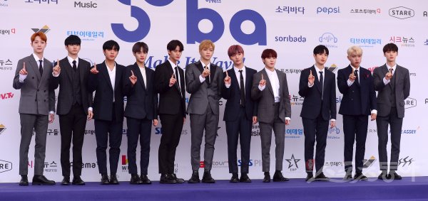 <p>K-POP artists who are leading the Korean wave are going to participate in 2018 MGA (MBC Plus X Genie Music Award).</p><p>The organizers of the 2018 MGA said on July 9, Bangor Boys, Lucky Twice and Wanna One have decided to attend the 2018 MGA on November 6th.</p><p>Anyone who has always performed at a high quality stage and who is always making a name for any performance, will be presenting the stage for the audience at the 2018 MGA.</p><p>The three most popular teams in the current K-pop scene are nominated for the 2018 MGA.</p><p>According to the candidate lineup of the 2018 MGA Competition category released on the 1st Genie Music website, the Bulgarian Boy Scouts have won four awards including Singer of the Year, Song of the Year, Best-selling Artist of the Year Lucky Twice (Singer of the Year, Song of the Year, Best of the Year), Wanna One (Singer of the Year, Sing of the Year, Celing Artist ) also won three awards each.</p><p>The 2018 MGA, which will present a new formula for the K-POP awards ceremony, will be held on November 6th at Incheon Namdong Gymnasium.</p>