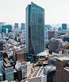 일본 지하도로에 들어선 52층 복합빌딩 - 지난 2014년 일본 도쿄 미나토구(港區)의 지하도로 위에 들어선 52층짜리 초고층 복합빌딩 도라노몬힐스. /국토교통부