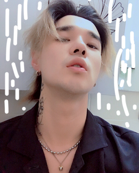 딘 이미지