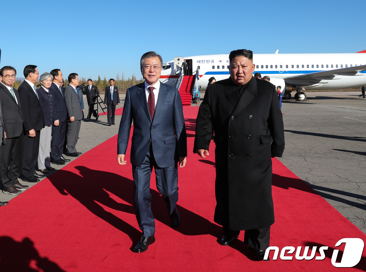 In addition, President Moon is expected to preach the importance of Korean Peninsula peace in every round of the anti-terrorist speech to realize the Korean Peninsula Peace Process, which is the second North American summit  declaration of the end of the war  Kim Jung-Eun North Korea Chairman of the State Council.According to Blue House on December 12, President Moon will visit five European countries in the order of Italy, Vatican Vatican, Belgium and Kingdom of Denmark, starting with France on the 13th, and return home through Seongnam Seoul Airport on the 21st.President Moon, watching BTS performances in France...attention to meetPresident Moon will stay at France from the 13th to the 16th, his first visit, and the Concert of Korea and the Feast schedule on the afternoon of the 14th is noticeable.President Moon will watch BTS performances here.President Moon left a congratulatory message on Facebook in May when BTS became the first Korean singer to reach the top of the Billboard 200 in the United States.Blue House also decided at a Cabinet meeting on the 8th that it would award the Hwagwan Cultural Medal to BTS for its merits in the development of popular culture and arts (the spread of Korean Wave).President Moon - Pope Prevents Invitation to North Korea messagePresident Moon will go to Italy on the 16th and hold a meeting with President Sergio Mattarella Italy on the 17th.Also on the afternoon of the 17th, he will attend the Mass for Peace in Korean Peninsula at St. Peters Cathedral in the Vatican.In Mass, President Moon will speak on the Korean Peninsula Peace Settlement of the Korean government. President Moon and his wife are also devout Catholics.The Vaticans most popular schedule is the meeting between President Moon and Pope Francis.President Moon will deliver a message to the State Councilor Kim Jung-Eun North Korea on the 18th at the meeting to prevent Pope Francis.According to Blue House, President Moon suggested to Kim during the Pyongyang inter-Korean summit last month, Why do not you meet the pope for the prosperity of Korean Peninsula peace? Kim said he would like to welcome the pope if he visits Pyongyang.If the pope accepts Kims invitation to visit North Korea and actually visits North Korea, it will be the first pope to step on the North Korea land.Blue House expects that North Korea will have a positive impact on promoting the peace of Korean Peninsula by publicizing its willingness to change as a normal state when the Popes visit to North Korea is concluded.President Moons role theory is also expected to receive international overvaluation.ASEM Summit attends... emphasis on Korean Peninsula Permanent PeacePresident Moon will move to Belgium to attend the ASEM Summit, which was the occasion for the European tour after meeting with the pope on the 18th.President Moon will present the government vision for  inclusive economic growth  economic digitization through the ASEM Summit leading speech on the theme of Global Partners for Solving Global Challenges on the following day, 19th.President Moon will also discuss the policies and efforts of the Korean government on denuclearization of Korean Peninsula and permanent peace settlement through a luncheon session.President Moon will attend the P4G (Solidarity for Green Growth and 2030 Global Goals) summit in Copenhagen, Kingdom of Denmark, on the 20th to deliver a keynote speech urging international cooperation on climate change.He will then return home after a meeting with Queen Kingdom of Denmark, a meeting with Prime Minister Lars Löke Rasmussen - Kingdom of Denmark summit.Kim Jung-Eun message delivered to the Vatican Mass and ASEM Summit speech on Korean Peninsula Peace