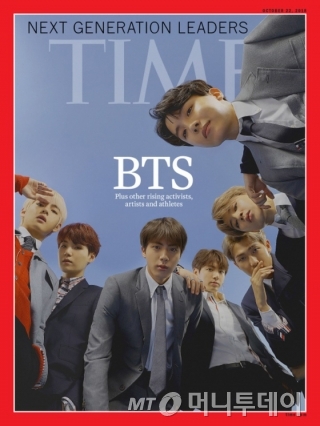 BTS (BTS) appeared on the UK public BBC following the United States of Americas three major airwaves.BTS appeared on the BBCs The Layham Norton Show which aired at 10:35 p.m. on Wednesday, the show recorded the day before.The Layam Norton Show is a popular BBC talk show launched in 2007 with global stars such as Madonna, Tom Hanks, Coldfley and Tom Cruise going through the show.Host Norton introduced BTS at the end of the show, calling it the most popular Boy Band in the world.On the day, BTS moved to the talk show after six members came on stage and sang a new song Idol (IDOL) while Ji Min (real name Park Ji-min) was in a difficult condition.Ami (fan club), who came to the broadcasting studio, also floated the atmosphere with Techang.BTS leader RM left his impression on the air as a really wonderful day with his testimony on the air.When asked about the United Nations regular general meeting speech on the air, RM replied, I threw a message to love myself because I can not avoid the shadow of life.BTS has also been working on the United States of America, starting with the New Years show Dick Clarks New Years Rocking Eve, including Ellen DeGeneres Show, Americas Got Talent, Jimmy Fallon Show, The Lay Lay Show With James Corden and Good Morning Americas He appeared on a popular program of the three major airwave networks in the city.Worlds Most Popular Boy Band ... U.S. 3 Top Airwaves, and Top Talk Shows