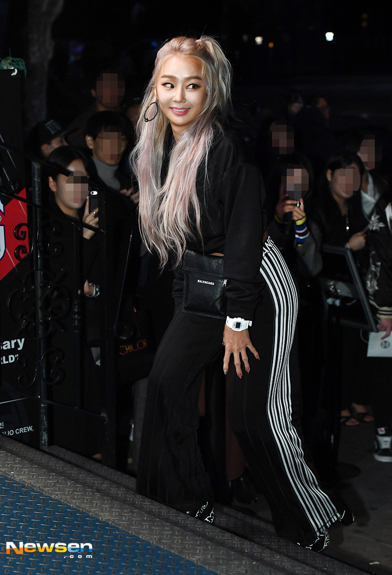 Casio watch brand G-SHOCK 35th anniversary event Celeb Photo Event was held on October 14 at Club Maid in Hannam-dong, Yongsan District, Seoul.Singer Hyolyn attended the day.yun da-hee