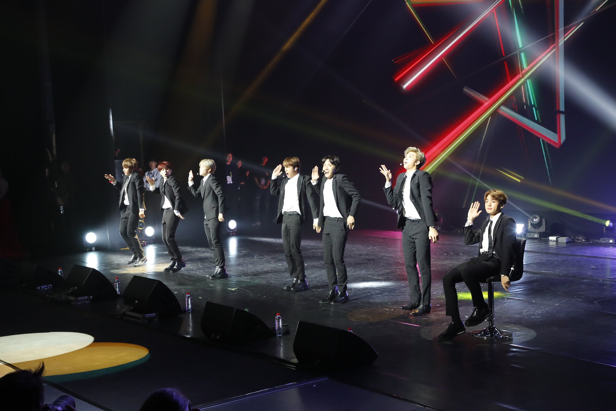 BTS performed on the stage of Hanbul Friendship Concert held at the Paris Tresium Art Theater on the day.The concert began at 4:15 p.m. (local time) with a traditional Korean music performance by the National Center for Korean Traditional Performing Arts, followed by a K-POP performance at 4:59 p.m., followed by BTS performances.I am truly honored to be able to attend meaningful events in Paris, the BTS said after the performance.After all the performances were over at around 5 p.m., President Moon shook hands with artists and greeted them, even hugging BTS RM (real name Kim Nam-joon).Cheong Wa Dae said, This concert was designed to promote cultural exchanges between the two countries and to create a friendly atmosphere between Korea and France with President Moons visit to France.The concert was attended by more than 400 people including major figures from France, business circles, cultural and artistic personnel, Korean Wave lovers, and Korean students from seven universities in Paris.Meanwhile, President Moon is on a state visit to France, the first visit to Europe on July 7 and 9. He will hold a Summit with President Macron on the 15th.