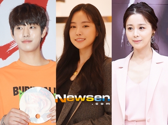Actor Ahn Hyo-seop Seo Young-hee Apex Son Na-eun will appear in Running Man.SBS Running Man said on the morning of October 15, Ahn Hyo-seop, Seo Young-hee and Son Na-eun are filming Running Man today (15th).Ahn Hyo-seop Seo Young-hee Son Na-eun is currently filming Running Man in Incheon.Ahn Hyo-seop and Seo Young-hee are expecting to show Son Na-eun and some chemistry among the first appearances of Running Man.Park Su-in