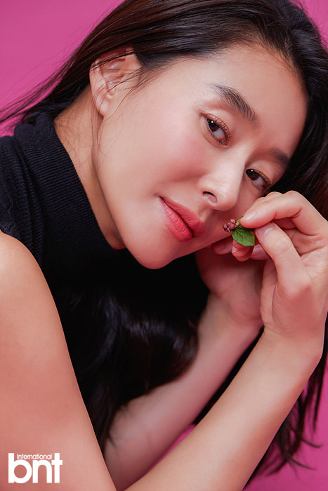 Actress Ye Ji-won, who is showing intense performances in each work and receiving the love of the public, took a picture shoot with bnt.Ye Ji-won, wearing a colorful skirt on the black best in this picture, attracted the praise of the staff by digesting the feminine look of the actress force, the lovely mood with flower, and the shooting that made the fascinating atmosphere with red lip.In an interview that followed after the filming, he said, I wanted to do this work well after my first filming with his recent popular SBS Thirty but Seventeen (hereinafter, thirty).Im reading with the script, even after the filming, because there are so many good ambassadors who come into contact with my heart, he said.Ye Ji-won, who won the Best Supporting Actress Award in the TV category for SBS Kiss First? (hereinafter referred to as Kiss First) at the 2018 Baeksang Arts Awards.I think Ive only been represented by my team members, and I want to say its because of the teamwork of fantasy, he said in the interview, showing humility.He also expressed his affection for Kim Sun-ah, who played together in Kiss First, but he was tearful when he saw Ahn Soon-jin. I was impressed by Sun-ahs acting.All his actions, his eyes, his tone, and his voice were naive. He learned a lot from seeing Sun-ah, and he was a good person in his acting skills and his usual personality. He began to inform the public through KBS2 Old Miss Diary (hereinafter referred to as Olmida) in 2004.When asked if there is a chance of Season 2 as many fans still miss Olmida, he is still seeing Olmida.I also want to have Season 2 and I hope that many people will support me so that I can do it. He was a vocation to learn from him, and he had already entered the 26th year of his debut, but he had never had a big slump before.He has played a unique character in his own style in many works and has been laughing and ringing viewers.When asked if it was difficult to play strong roles of color, he confessed that the character given to me was always so powerful that every work was a homework to solve.Because he could not afford to solve the homework that each work gave, the news of love was sluggish.When asked about his love affair with him, he showed the essence of a woman who fell in love with work and said, In the meantime, work was important and love was not urgent.I dont think Ive ever done a proper love before, he said, but recently, when Love wanted to do it, he said, The baby is starting to look pretty.I want to meet a good person and marry before I go to my 40s. He was filled with Passion, but he was curious about what he would look like in his usual life, and asked, I think hes a perfectionist, but hes surprised that hes only perfectionist when hes working.It is usually hair itself, he said, showing the charm of reversal.