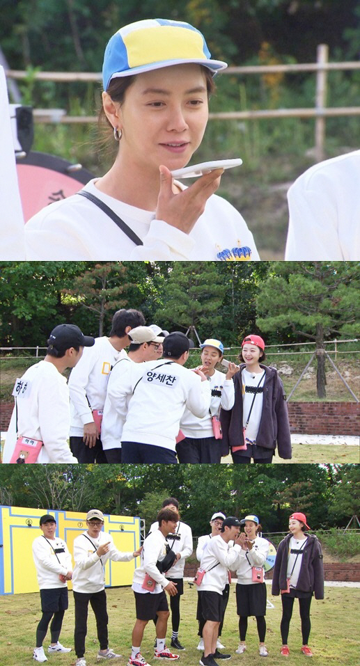 On SBS Running Man, which is broadcasted today (21st), the appearance rankings of the members selected by top Model Jang Yoon-ju are revealed.On this day, Running Man is eight through RaceSerial War Race is broadcast to arrange the sequence of.In the mission where the sequence is arranged by the answer of the acquaintance according to the question, Song Ji-hyo called Model Jang Yoon-ju, who recently became a close friend in a program.Running Man Official Beauty Song Ji-hyo asked me about the Running Man Members Appearance Ranking in favor of me, and the Running Man members appealed to me with a strong appearance.This eventually led to a fight of pride, especially in the lower rankings, a nervous battle that exploded with toxic flames, and the member who eventually became a bottom denied reality and was angry and laughed at everyone.The Running Man appearance sequence selected by Jang Yoon-ju can be found at Running Man which is broadcasted at 4:50 pm today.