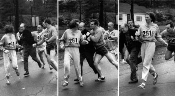 조크 셈플이 보스턴마라톤에 참가한 캐서린 스위처를 방해하고 있는 모습. [사진 kathrineswitzer.com]