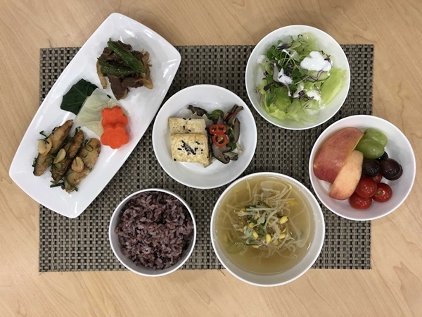 식사 이미지