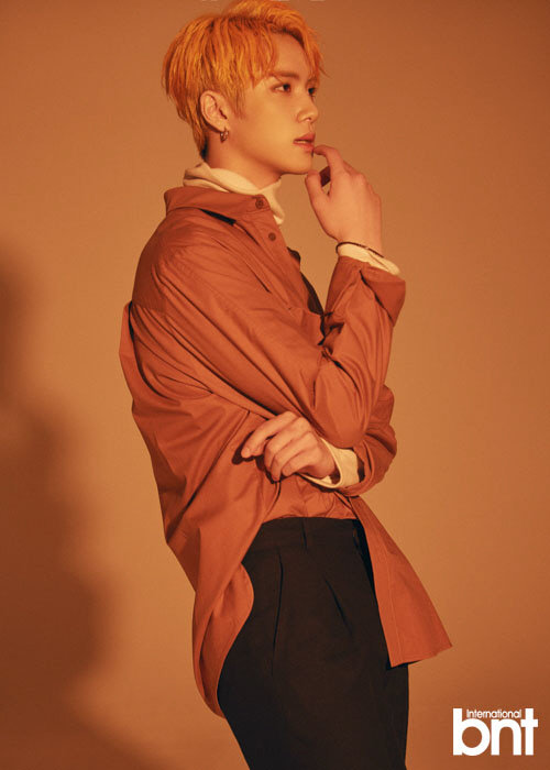 Kim Dong Han, who earned a reputation with his nickname Dongsen Ye thanks to the words Donghan is pretty at the center in Mnets entertainment Pro Deuce 101 Season 2.Although he did not make his debut group, he won the top spot with JBJ and now returned with his second album as a dignified solo singer.Kim Dong Han, who met bnt for the first time as a solo singer, showed a perfect boyfriend look with a denim look on a white turtleneck in three concept photo shoots, and a perfect concept of a dreamy concept where Beremo is a point.In the picture that was made with a turtleneck in the brown shirt of the following autumn mood, the moist hair style made a sexy mood.In the interview after the photo shoot, I was able to hear the story about his new album first.When asked to introduce the second mini album, I thought, I think I expressed the sexyness of the moonlight after hearing this album D-NIGHT. Feeling a little bit more like a house 1?He laughed and said, I participated in writing, composing, and rap making on my new album.I am inexperienced for the first time, but I want to give a good score in that I have a top model in many new places. At the same time, he recalled the last time that led to the new album, saying, I released a total of five albums including JBJ album for a year, I think I lived really hard on myself.Kim Dong Han, who returned to solo after the dismantling of JBJ, said that he would meet with Kim Sang-gyun and JBJ95 of Kenta Takada in this activity. I am not older than JBJ95.I would like you to come to the waiting room. He said that he is still in good contact with JBJ members.I often meet Kenta Takada, and they both meet to watch movies in I like you. I have seen Venom recently. Kim Dong Han, who is usually weighing rubber bands and loses weight well, said, I eat one meal a day for management. When I diet, I enjoy eating food for proxy satisfaction.I think I have seen the food of the bantz and so on, so I have shown you the meat coloring shot. He laughed and said, If I lose weight and my face is revealed, I think I am a little handsome (laughing).You should not have flesh around your eyes, nose, and mouth. Asked about hobbies and liquor, Hobbies like to watch movies in movie theaters, especially late-night movies.Kim Dong Han, who is nervous about going to the movie theater and saying, There are fans who recognize it even if they go to the movie theater.I like alcohol, but I like it more than my friends. When I asked him if he was a 21-year-old young man, but he was perfecting the sexy concept, he said, In fact, I feel that my young age is an obstacle to digesting the sexy concept.Still, the face is presbyopia, so I think I can digest the concept without any difficulty. When asked about the artist who wants to collaborate later, There are many people who want to be together.In fact, MXMs (Kim) Donghyun, who became a roommate in ProDeuce 101 Season 2, and later both worked well and made a colaboration.I want to do it with Donghyun When Kim Dong Han, who is able to master the stage, asked what kind of stage of the past was helpful, he said, When I was dancing before my debut, I practiced gestures and dances while watching the stage of Exo and BTS seniors. BTS senior is a role model and fan.I want to resemble half of my class because I am getting more popular in the world these days. As a solo singer, Lee Seung Gi is referred to as a role model and said, Do not you act in various fields such as acting, entertainment, and music?I would like to do Top Model in addition to Music and entertainment if I have an opportunity. He said, I want to appear in the arts even now.MBC Radio Star or JTBC Knowing Brother I want to appear once. Finally, when asked about his future goal, he said, I am still a newcomer, so I want to let more people know my name. My music is also a goal to enter the music rankings.Kim Dong Han, who will run hard toward his goal, finished the interview with support for the future.