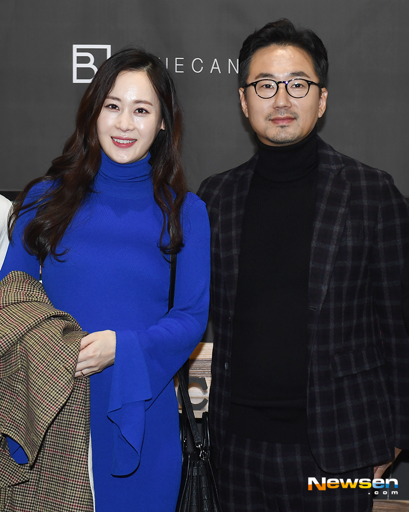 The 12th SeoulBaby Driver Fair & Early Childhood Education Exhibition 2018 was held on October 26 at Daechi-dong Setec (SETEC) in Gangnam-gu, Seoul.On this day, Ryu Seung-soo - Yoon Hye-won and his wife are taking a photo pose.On the other hand, Ryu Seung-soo - Yoon Hye-won and his wife are appearing on SBS entertainment program Sangmangmong 2 - You are My Destiny.yun da-hee