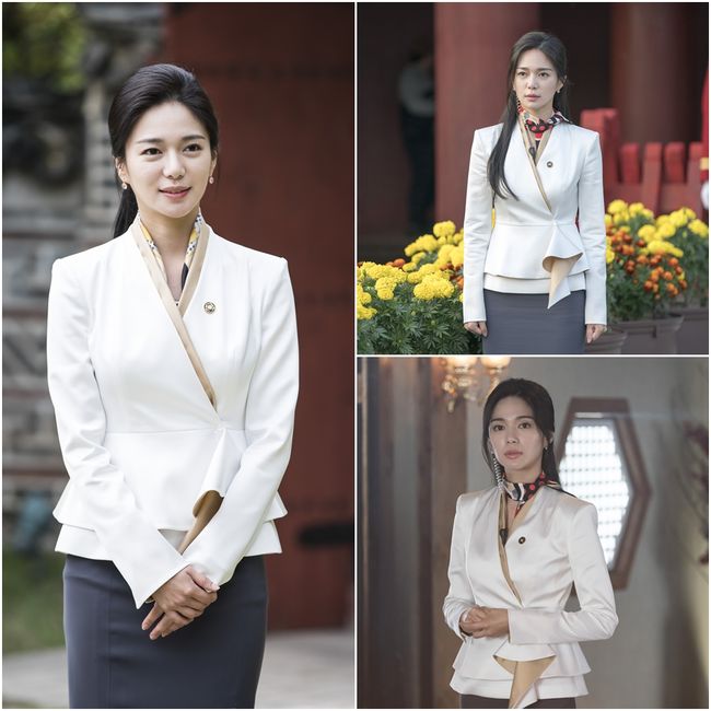 One eye, a lot!Lee Elijah, the Empress I Musici, announced his departure to the role of Yura Min, a representative of the Imperial House of Japan.The SBS new drama Empress I Musici (playplayed by Kim Soon-ok/directed by Ju Dong-min/produced SMLife Design Group), which is about to be broadcast in November, suddenly became Cinderella one day and the cheerful Balal musical Actor, who married to Emperor, fought against the absolute power of the palace, A story about finding love and happiness.As of 2018, the novel setting of the Constitutional Monarchy and the Korean Empire is expected to be full of excitement, drawing attention from both inside and outside.Lee Elijah has a solid acting ability in the role of Imperial House of Japan spokesman Yura Min, who entered the palace through a huge competition with his charming appearance and ability in Empress I Musici.Yura Min is a person who has a fast brain rotation and has the ability to find solutions in crisis situations.He has passed the Imperial House of Japan PR team, and has a desire to raise his status by making Emperor his own man after hanging on to the Imperial House of Japan spokesman to get to the eyes of Emperor.As well as the Imperial House of Japan, it will lead the axis of the drama in an inseparable relationship with the Empire Lee Hyuk (Shin Sung-rok).Lee Elijah has been seen in the first film since the first film, revealing the appearance of Imperial House of Japan spokesman Yura Min.Yura Min, who was preparing for the Imperial House of Japan event in the drama, is shocked by something, and gives a serious look, and smiles and greets someone.Lee Elijah raised expectations with Hot Summer Days, which expresses the situation where drama and drama Feeling intersects with one eye.Lee Elijahs first force of the Imperial House of Japan spokesman was filmed in Seongbuk-gu, Seoul and Ilsan, Gyeonggi-do.Lee Elijah appeared in the form of a neat yet chic Yura Min, wearing an Imperial House of Japan uniform with a white top and grey skirt and a scarf around his neck.Lee Elijah, who was preparing to shoot while carefully examining the script, was calmly immersed in Acting Yura Mins Feeling Line, which should be revealed only by eyes rather than by ambassador.Moreover, Lee Elijah expressed his passion for Yura Min Character as he continued to read the script and practice while standing on the set, even when the staff were waiting to prepare for the filming.Lee Elijahs eyes Hot Summer Days, who concentrates solely on Acting and expresses details of Feeling, completed the realistic scene.Lee Elijah has made Yura Min Character vividly express and look forward to the future from the first shooting, the production team said. Watch what color Lee Elijah will draw Yura Min Character in other colors.SMLife Design Group