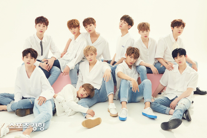 Wanna One (WANNA ONE), who will come back on the 19th of next month, will show a new stage at the 2018 MBC Plus X Genie Music Awards (MGA) ahead of the comeback.Wanna One will unveil a new combination of units on stage next month, the MGA said on Wednesday.Wanna One will find fans in a different combination than the combinations that have been seen on stage before the new album comeback.After the girl group Twice announced that it would release the new stage for the first time through MGA, Wanna One will also be interested in MGA as music fans decide to release a new unit stage through these awards.The Awards MGA, co-hosted by MBC Plus and Genie Music, is attracting attention because it is the first collaborative awards of broadcasters and music platform companies to be tried.Tickets opened on the 18th through auction tickets have attracted the attention of music fans, such as achieving all-round sales at the same time as the reservation starts.Voting will also be available until the 31st.The MGA Awards will be held at the Incheon Southeast Gymnasium on the 6th of next month.