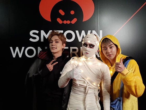 On the 31st, SM Entertainments official Instagram posted a picture of Chen, Baekhyun and Xiumin dressed up for Irish Wolfhound.Chen, Baekhyun and Xiumin in the public photos are posing as vampires, mummies and minions respectively.Especially, the appearance of the three people who transformed into Irish Wolfhound caught the attention of the viewers.Many netizens who responded to this responded such as Makeup big hit, Cute, Mirra makeup, Baekhyun?On the other hand, EXO, which includes Chen, Baekhyun and Xiumin, will return to the regular 5th album DONT MESS UP MY TEMPO on November 2.