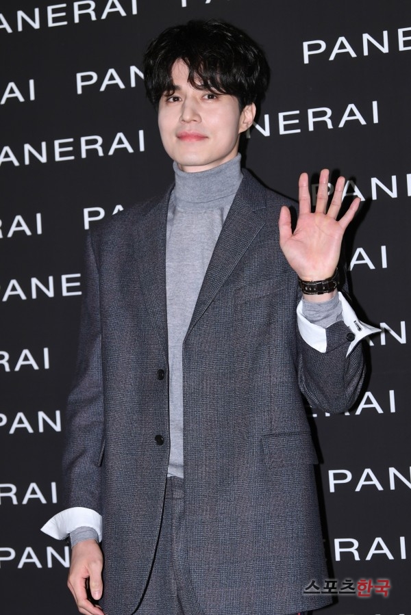 Actor Lee Dong-wook is attending the launching event of Seoul Special Edition, a location maker Panera, held at Seokparang, Hongji-dong, Jongno-gu, Seoul on the afternoon of the 31st.