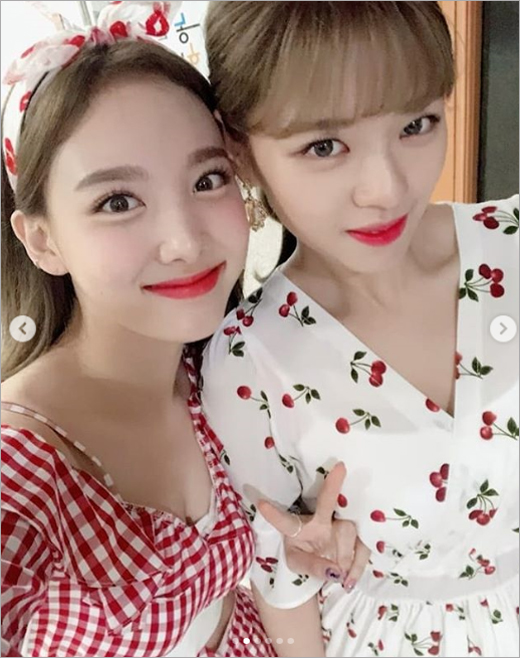 Girl group TWICE Nayeon celebrated by posting a photo with Jeongyeon, who celebrated her birthday.On the 1st, TWICE official Instagram posted a picture of Nayeon, who was photographed with Jeongyeon on the 1st birthday of November, along with an article entitled I have a lot of pictures taken with you  I am waiting for my kiss  Happy birthday and always thank you Ham.The two people in the photo posed in a playful manner in various situations.On the other hand, TWICE is about to release a new album YES or YES on November 5.