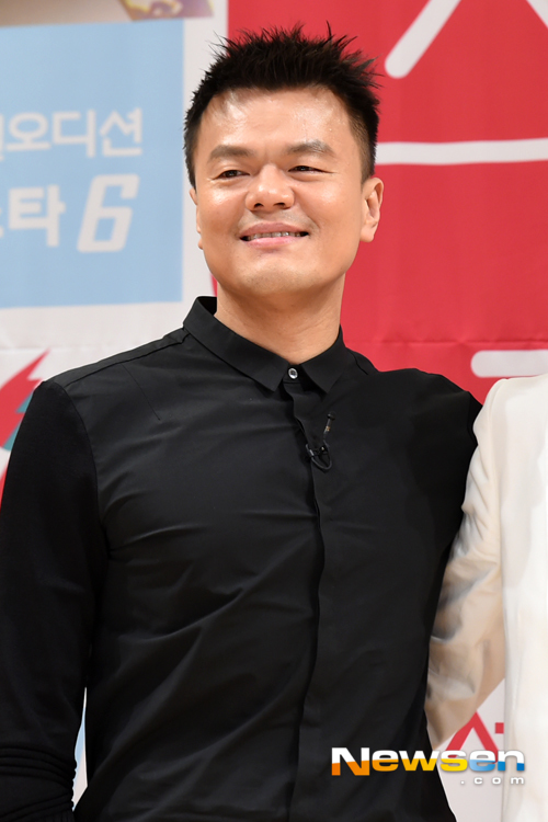 Im thrilled with the sweep, just saying its great.JYP Entertainment Director J. Y. Park Producer is the first place of his group TWICEI was thrilled with the title.J. Y. Park said on the afternoon of November 5th, Twice #YesOrYes #no1 true ones and TWICE are great ... Once & Twice you guys are the Incredibles!In addition, J. Y. Park wrote TWICEs new song YES or YES (Yes All Yes) first placeI captured the melon real-time chart, the largest music platform in Korea.TWICE released its sixth mini album YES or YES through various music sites at 6 pm on the day.The title song YES or YES of the same name starts at 7 pm on the same day, and it is the first place on the real-time chart of 6 charts including Genie, Mnet, Naver Music, Ole Music and Bucksswept the place.As a result, TWICE has set a milestone in success in 10 consecutive hits, starting with the debut song Elegantly (OOH-AHH) released in 2015, and up to the new song, Dance The Night Away and this new song.