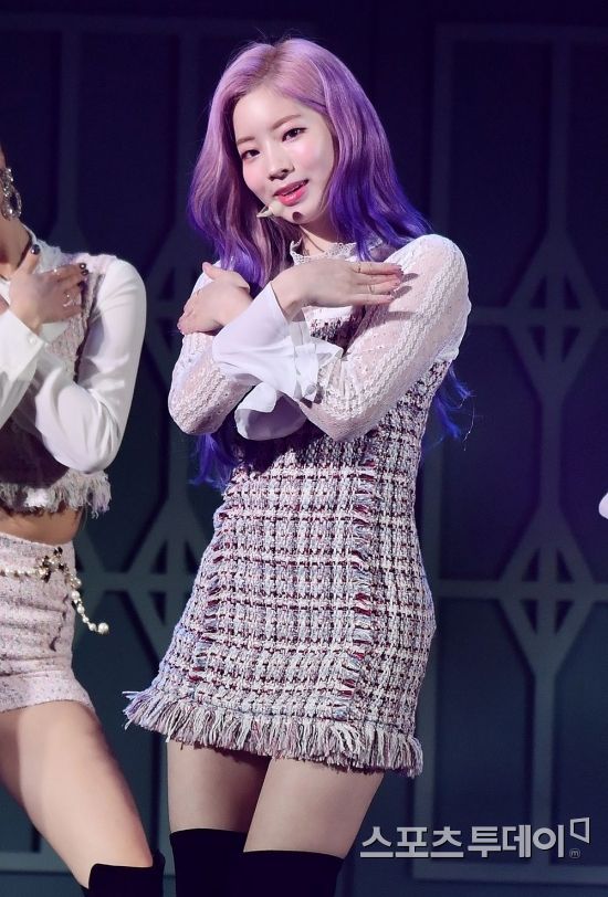 Group TWICE Dahyun is doing a wonderful showcase at the mini 6th album YES or YES at KBS Arena in Gangseo-gu, Seoul on the afternoon of the 5th.November, 2018.05.