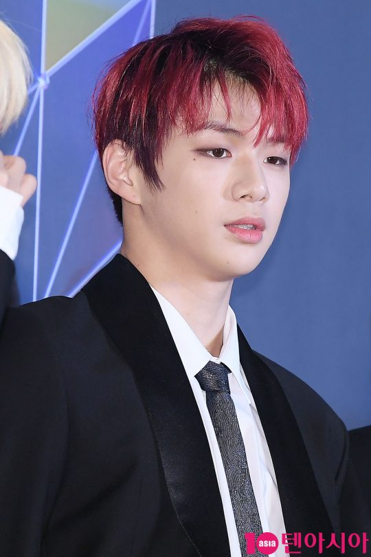 Group Wanna One Kang Daniel attended the 2018 MGA (MBC Plus X Genie Music Awards) red carpet held at the Southeast Gymnasium in Susan-dong, Incheon on the afternoon of the 6th.The awards ceremony will be co-hosted by MBC Plus and Genie Music and will be held by Jeon Hyun-moo.The lineup will be attended by K-POP artists such as BTS, Wanna One, TWICE, as well as overseas musicians such as Charlie Fuss and Generations.