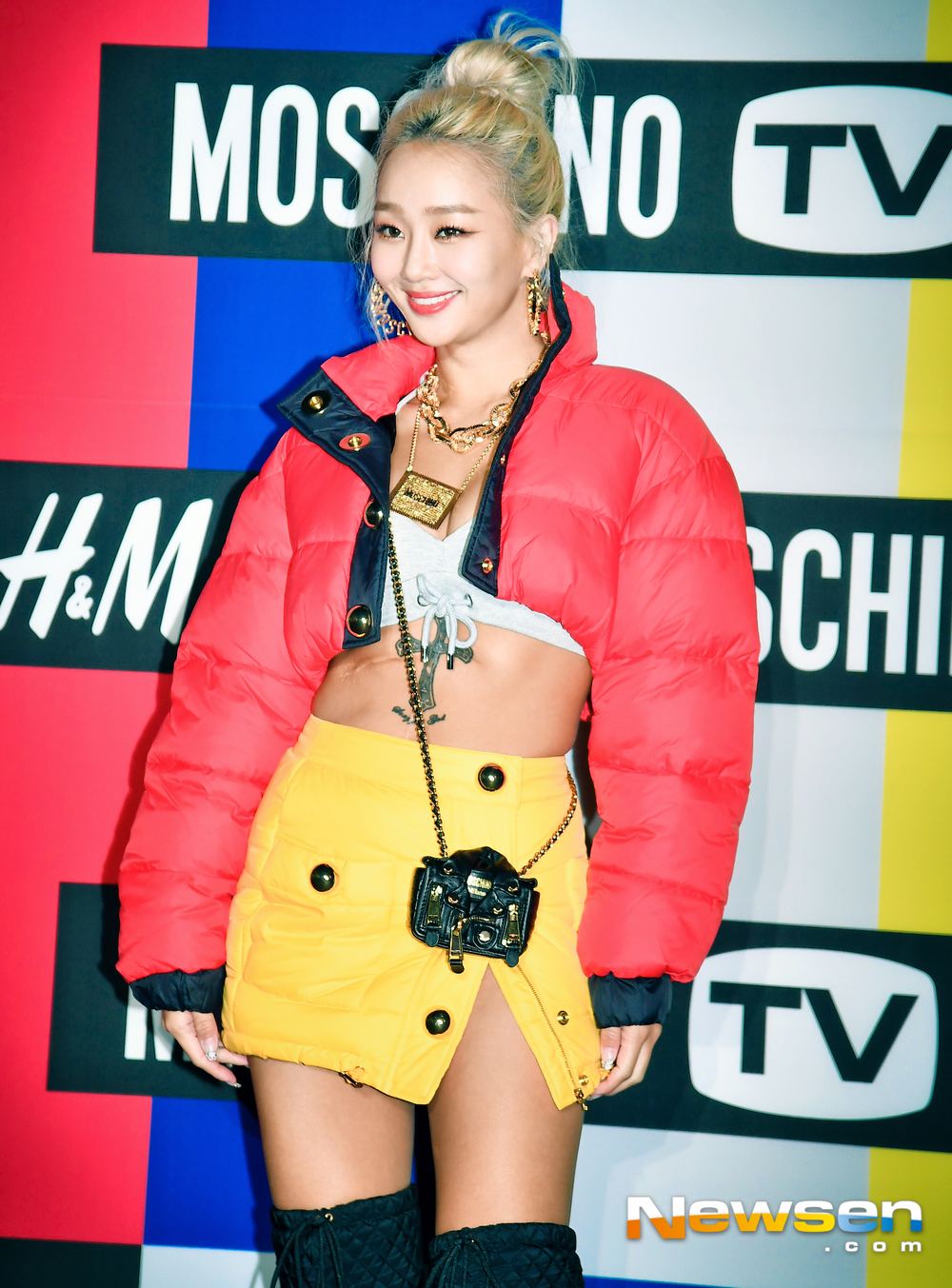 The collaboration launch of the mother fashion brand Party was held at Seongsu-dong Layer 57 on the afternoon of November 6.Singer Sandara Park, Hyolyn, Hyoyeon (Girls Generation), L (Infinit), N (Bix), Bong Jae-hyun (Goldchild) Actor Ha Yeon-soo and Jung Yeon-ju attended the ceremony.