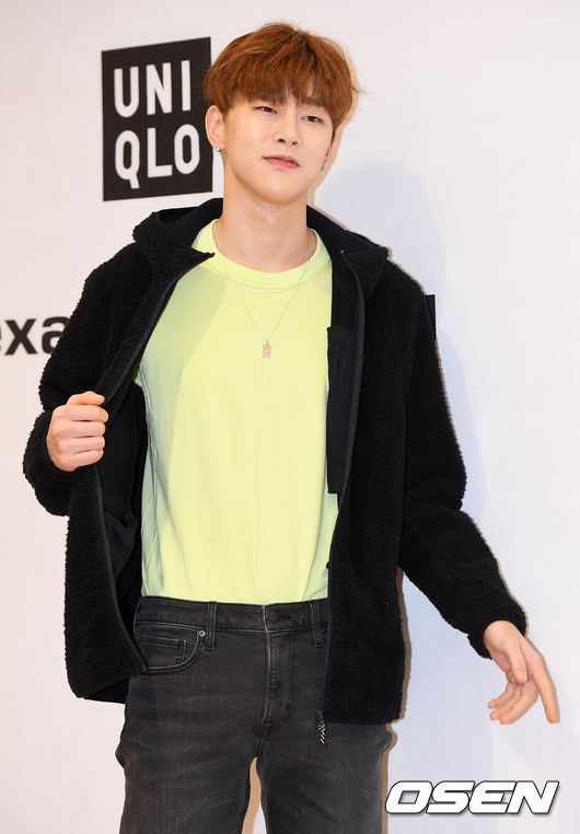 Singer Kwon Hyun Bin poses at the opening ceremony of Uniqlo Hittech Special Store held at Uniqlo Central Store in Myeongdong, Seoul on the morning of the 7th.