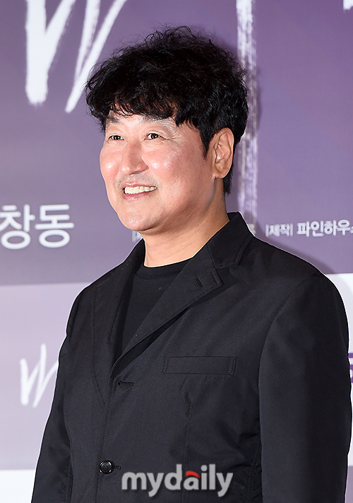 [단독] 송강호, 오늘(9일) 부친상..슬픔 속 빈소 지켜 | 인스티즈