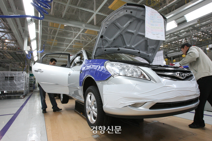 현대차 후진 기어는 누가 넣었나? | 인스티즈