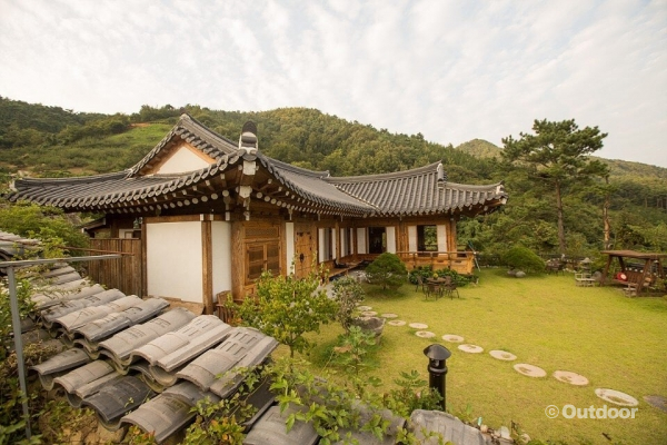 사진제공 욜로한옥펜션