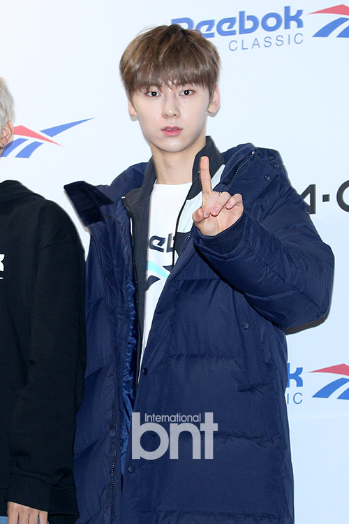 Group Wanna One Hwang Min-hyeun attended Reebok Classic X Wanna One Fan Event held at Sejong University in Gwangjin-gu, Seoul on the afternoon of the 11th.news report