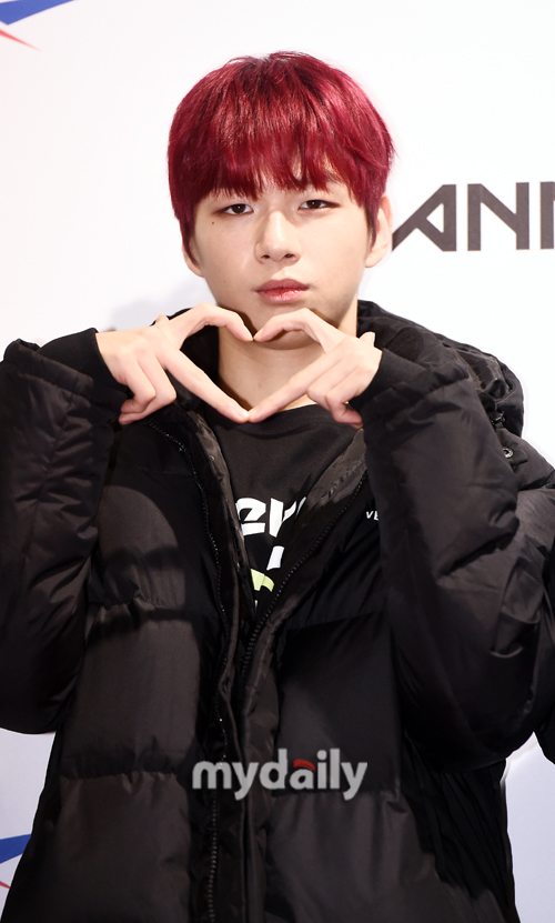 Group Wanna One Kang Daniel poses at a Sports Clothing brand photo event held at Sejong University Ocean Hall in Seoul on the afternoon of the 11th.The group Wanna One is preparing for a comeback with 111 = 1, which will be the first regular album and the last Wanna One activity on November 19th.