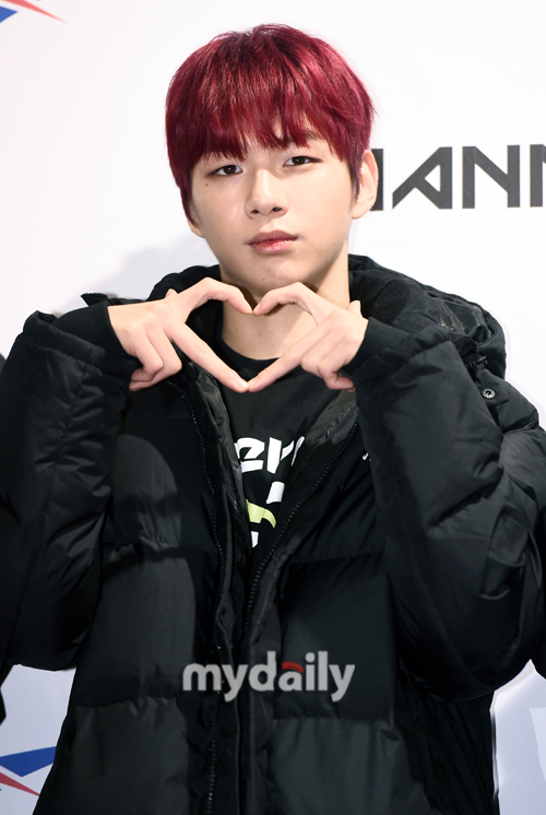 Group Wanna One Kang Daniel poses at a Sports Clothing brand photo event held at Sejong University Ocean Hall in Seoul on the afternoon of the 11th.The group Wanna One is preparing for a comeback with 111 = 1, which will be the first regular album and the last Wanna One activity on November 19th.