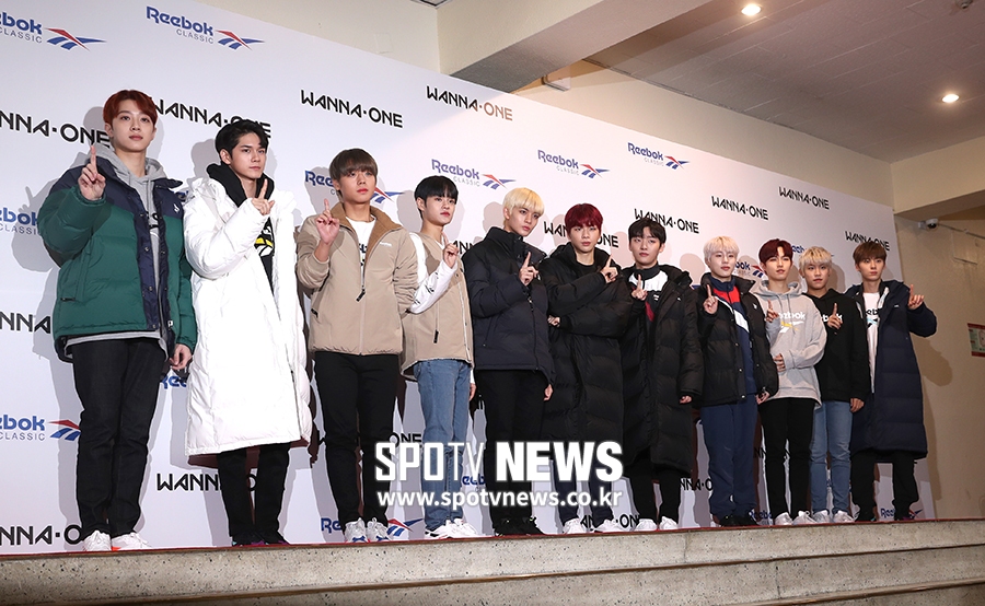 Wanna One attended the Reebok Classic X Wanna One Fan Event held at Sejong University in Gwangjin-gu, Seoul on the afternoon of the 11th.Wanna One poses.