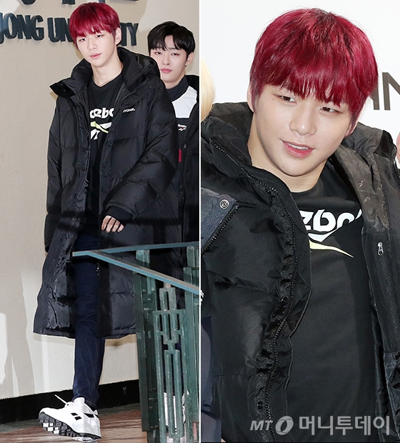 Group Wanna One Kang Daniel completed a stylish casual look with long padding and denim pants.Kang Daniel attended Reebok Classic X Wanna One Fan Event held at Sejong University Ocean Hall in Seoul Gwangjin-gu on the afternoon of the 11th.Kang Daniel appeared in a black T-shirt with a Reebok logo and slim fit denim pants.Here Kang Daniel wore a long black long padding down his knee, and a sporty atmosphere with Snickers with black and white color matches.Kang Daniel, who produced an intense red color hairstyle, attracted attention with various charms such as making a unique heart for fans.On the other hand, Wanna One will come back with his first full-length album 111 = 1 on the 19th.