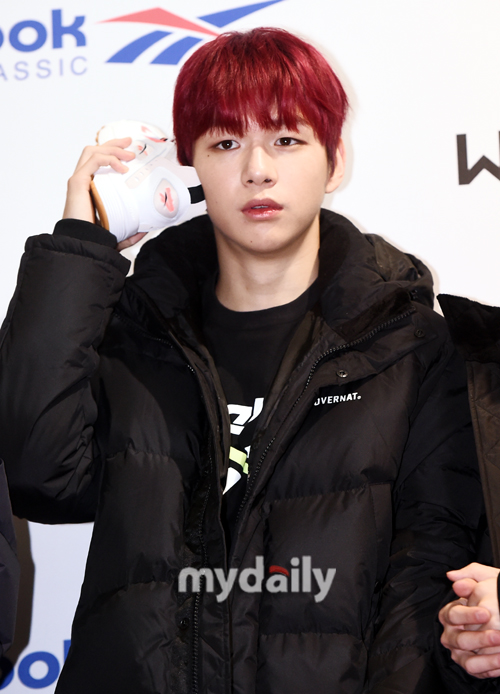 Group Wanna One Kang Daniel poses at a Sports clothing brand photo event held at Seoul Sejong University Ocean Hall on the afternoon of the 11th.The group Wanna One is preparing for a comeback with 111 = 1, which will be the first regular album and the last Wanna One activity on November 19th.