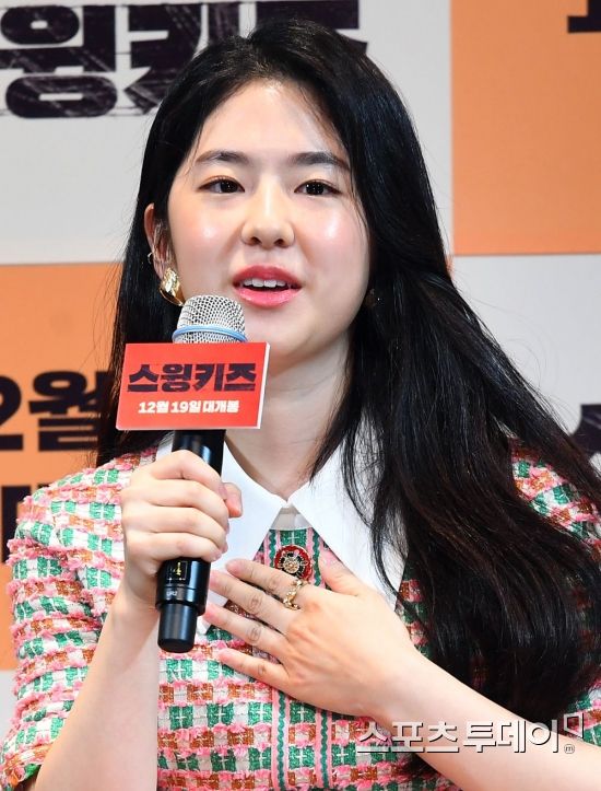 The movie Swing Kids production meeting was held at SM Town in Samseong-dong, Gangnam-gu, Seoul on the 12th.Actor Park Hye-soo, who attended the Production briefing session meeting on the day, answers questions. November 12, 2018.