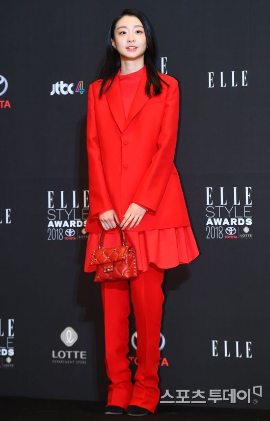 Elle Style Awards 2018 photocall Event was held at Parnas, Grand Intercontinental Seoul, Samsung-dong, Gangnam-gu, Seoul on the afternoon of the 12th.Actor Kim Da-mi, who attended the Event, poses. November 12, 2018.