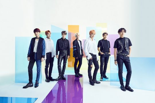 ..First time record marchGroup BTS reached the top of the Oricon Weekly Singles Chart with 450,000 points in the first week of single release.According to the Japan Oricon Weekly Singles Chart (11/5-11/11) released on the 13th, BTS ninth single FAKE LOVE/Airplane pt.2 released on the 7th recorded 454,829 points and recorded the first place on the weekly singles chart.took the place.BTS is the first overseas artist to surpass 400,000 Point in the first week of release on the Oricon chart.Also, on the first day of release on the Daily Singles Chart,Equal, first place for six consecutive dayscontinue to do so.BTS single FAKE LOVE/Airplane pt.2 is the first Korean singer to be the first place in United States of America Billboards 200LOVE YOURSELF Tear FAKE LOVE, Airplane pt.2 Japanese version, FAKE LOVE Japanese version remix, LOVE YOURSELF Answers IDOL remix is included.BTS will hold a Japan Dome tour of LOVE YOURSELF at Kyocera Dome Osaka, Nagoya Dome, Fukuoka Yahooku! Dome starting with Japan Tokyo Dome on the 13th.