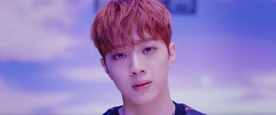 Wanna One released a new song Spring freeze music video teaser video.Wanna One opened its first Music album 111=1 (POWER OF DESTINY) title song Spring freeze teaser on its official website on the 13th.The mature visuals were outstanding.The members appeared in the wave, and when Hwang Min-hyun dropped the ring in his hand into the water, a plain piano melody came out.Various objects also caught the eye: rings, trees, flames, cassette tapes, etc. Kang Daniel knocked on the blue door with his hand.I was curious about the album concept.I could hear some of the new songs, too: soft sounds caught my ear, the lyrics The smile that always made me shine, the tears on my side.111=1 (POWER OF DESTINY) is Wanna Ones first full-length album and album that summarizes its activities; the title song is Spring freeze.I fought against fate and put my will to become one in the lyrics.Meanwhile, Wanna One will release 111=1 (POWER OF DESTINY) on the main soundtrack site at 6 pm on the 19th.▲ Hwang Min-hyun▲ Ha Sung-woon▲ Lee Dae-hui▲ Park Ji-hoon▲ Park Woo-jin▲ Kim Jae-hwan▲ Li Kwanlin▲ Bae Jin-yeong▲ Yoon Ji-sung▲ Ong Sung-wooKang Daniel