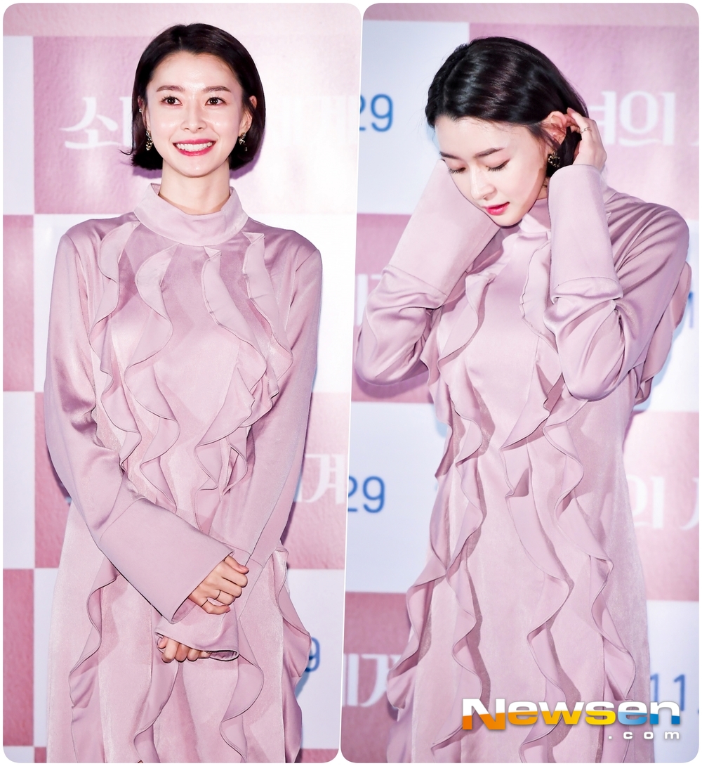 Actors Noh Jung-ui, Cho Soo-hyang, Kwon Nara, and director Ahn Jung-min attended the ceremony.The movie Girls World is a work that depicts the growth of seventeen puberty girls who started a special story with their first love, which was al-Dalda, but wanted to be their own secret.Lee Jae-ha