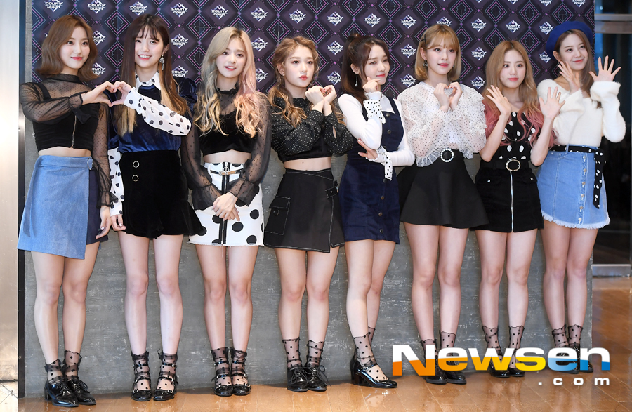 Mnet M Countdowndowndown live broadcast preview was held at CJ ENM Center in Sangam-dong, Mapo-gu, Seoul on the afternoon of November 15th.On this day, Fromis 9 (No Ji-sun, Song Ha-young, Lee Sae Rom, Lee Na-gyung, Park Ji-support, Lee Seo-yeon, Baek Ji-heon, Jang Gyu-ri) attended.