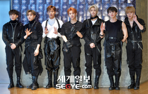 Group Monstar X is posing for a dry camera rehearsal of Mnet M Countdown held at Sangam-dong CJ E & M Center in Mapo-gu, Seoul on the afternoon of the 15th.