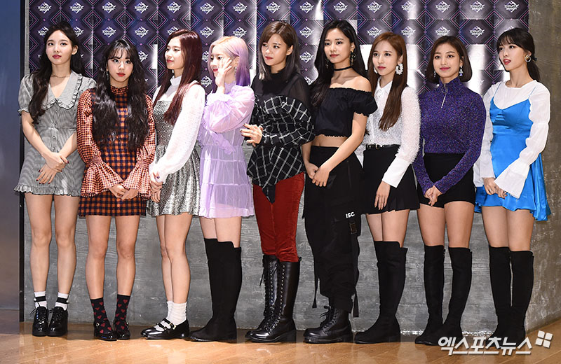 Girl group TWICE has become a unique K-pop Idol in Japan as well as in Korea.According to JYP Entertainment on the 15th, TWICE will go on a four-time Tom Tour in three cities in Japan, including the Tokyo Dome in March and April next year.As a K-pop girl group, I wrote a new history called Tokyo Dome in the shortest period after the first Tom Tour and overseas artists debut.TWICEs performance is noteworthy, as the evaluation that the Korean Wave in Japan has slowed down for a long time.It is not only an example of domestic Idols that have entered Japan, but also contributes to the revitalization of the K-pop market in Japan.In addition, TWICE was the first K-pop girl group to announce its appearance for the second consecutive year in NHK Hongbaek Gapjeon, a special program for Japans representative year-end.TWICE was the only K-pop singer to be included in the lineup this year after last year in the program, which celebrates its 69th anniversary this year.Especially, it is surprising that TWICE was invited to a famous program as the only K-pop singer in this situation, as the two countries are buzzing due to various historical issues and controversy, and the fans are going to have a talk.TWICE has proved that it is growing to the top Idol in Japan as well as taking the top in Korea.Meanwhile, TWICE has also shown its strong power in both Korea and Japan this year and has raised the status of one-top girl group.In Korea, on May 5, he released his mini 6th album YES or YES and the same title song, and swept the top of various music charts at home and abroad and hit 10 consecutive hit home runs.Also, YES or YES is the first place on the digital, album and download charts on the Gaon chart 45th (2018.11.04 ~ 2018.11.10)won the honor of the third prize, and the first place on the social chartsHe was ranked in the second week of his activities.Especially, YES or YES is released after the release of the Japan Line Music Top 100 charts, all 7 tracks on the album are first placeThe album YES or YES was the first Korean album released by TWICE by Japan, and it was the first time that Oricon Weekly album and digital album were won at the same time.This year Japan released the single 2nd album Candy Pop, the single 3rd album Wake Me Up and the Regular album BDZ, and the single 2nd album and the Regular album platinum and the single 3rd album.In addition, I concluded the first Arena tour of the 4 cities of Japan, TWICE 1st ARENA TOUR 2018 and met with local fans.Photo = DB