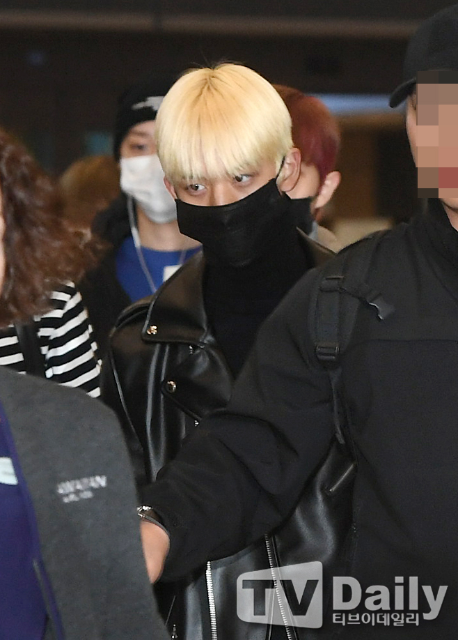 Wanna One Bae Jin Young is performing Entrance through ICN airport on Wednesday evening after finishing his schedule in Thailand Bangkok.Wanna One Entrance