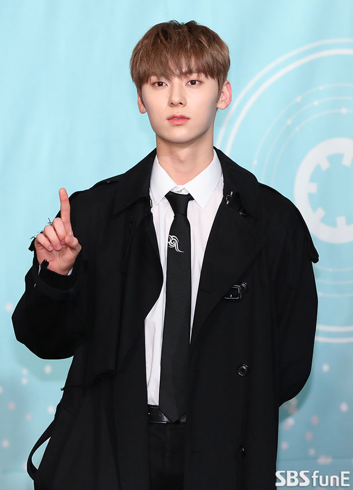 The title song Spring breeze expresses the hearts of the members who dream of a fateful reunion once again as emotional melody and lyrics like the first day they met.Flow Blow, the composer of the debut song Energistic, and iHwak, the composer of Hold on, are the songs of the alternative dance genre that have been produced and improved in perfection.Hwang Min-hyun said, Like the lyrics of Spring breeze, We meet again, Spring breeze goes out, it is a song that was born with the hearts of each member.Its a bit sad, but beautiful, and its a nice song to listen to in the chilly weather, he explained.Wanna One, who made his official debut in the music industry last August thanks to the support of National Producer, ends his activities after December 31st.It is a scheduled breakup as it was a temporary project group, but there is still a possibility of extending the activity.We have not talked about extending our activities yet, but we are only trying to prepare for the album, said member Ha Sung-woon.Lee Dae-hui also said, We have just come back to the music album, so it seems to be too early to discuss the end. I focused on the day and it is not a stage to talk about the end accurately.Once I have finished the music album activity, I think I will talk in the future. I do not know the exact end, but this album, which I knew the end was coming. Wanna One members were already promising later.I just went to Thailand schedule, and we said, Wanna Ones last group trip.I talked a lot about the coming things, and I was happy to talk about the hard parts, the things we have accomplished, the memories with Wannable. Kang Daniel said, I talked to people who have time to travel next year. I want to tell Wanna One members that I have suffered.Ha Sung-woon also said, I hope that the members will meet together once a year (even if Wanna One ends their activities).I am thinking about what I can do with all the fans who love us and wait for us. Ha Sung-woon said, Since I made my debut with Wanna One, there have been a lot of things so far, and the members have been working hard to understand, care and adjust.I am proud to have run so far. I want to say thank you for being here. Wanna One, which releases its new album in about five months since June.Over the past three months, Wanna One has traveled around 14 cities around the world and spurred preparations for a new album.Wanna One, who has matured, is confident that this album is more complete than ever.I think this album is an album that can impress Wannable and the public, said Bae Jin-young.This is the first and last music album, and Ive prepared it very hard. Its a very heartfelt album of each member.I hope to have a warm winter with this album. Wanna One suffered from the plagiarism controversy and the pre-soundtrack leak before the release of this album.On the pre-soundtrack leak, member Ong Sung-woo said, Our members do not know about the soundtrack leak.The company is looking for where it leaked, and it is still in a situation to be solved. So it is difficult for us to answer. We made this album concept photo after the motif of Platos Lee Gi-won, and I think that Lee Gi-won of love has different opinions and perspectives from many people, said Yoon Ji-sung, leader of the plagiarism controversy of Hedwig and the Angry Inch.In addition, he apologized as a representative, saying, I am sorry that I have caused concern and concern to many people because of such things.This album includes Fireworks Wednesday, where Ha Sung-woon participated in direct writing and composition, and Awake!, a total of 11 tracks including 12th Star with a heartfelt heart toward Wannable, and Beautiful, a new version of Beautiful released last November and received a hot love.Ha Sung-woon said, The song Fireworks Wednesday started to be made from March to April because I wanted to express my gratitude to Wanna One for his precious moments.It was born with the help of many staff around.I expressed the faint feelings at the end of the colorful and such moments that everyone would have experienced with Fireworks Wednesday. 