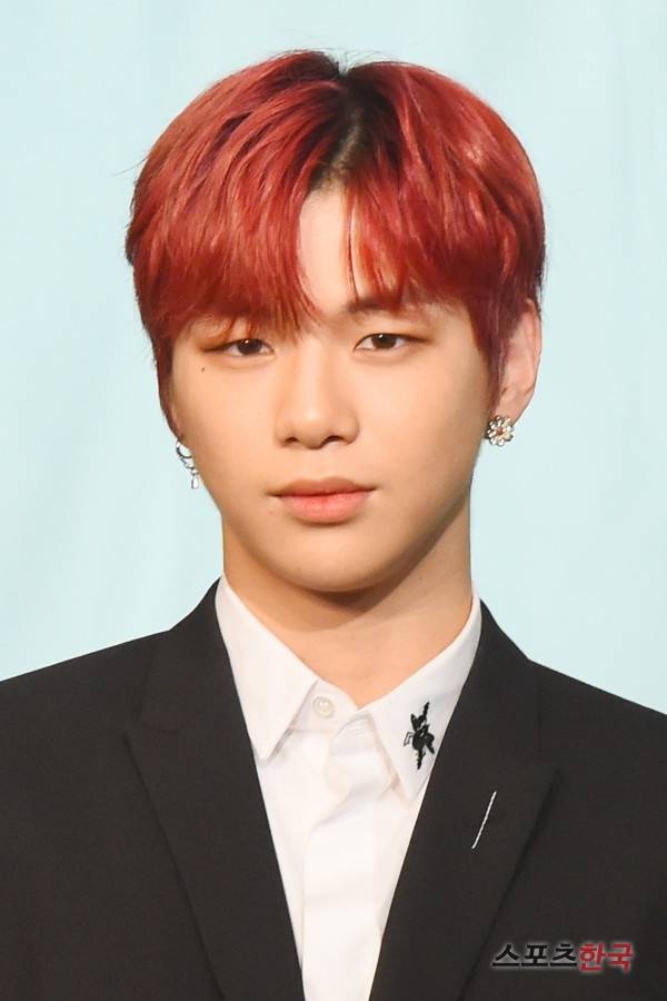 Boy group Wanna One Kang Daniel announced this activity goal.On the day, Wanna One member Kang Daniel said of his regular album activity goal, It is a goal that I will not achieve in a short period of time. The goal is to remain in many peoples memories.Also, when asked what kind of memory would the group Wanna One have left for people, Yoon Ji-sung said, Many people saw us and said youth.Personally, I like the meaning so much, I think it would be nice if you remember that Wanna One was a good youth. Meanwhile, Wanna Ones first full-length album, 111=1 (POWER OF DESTINY), will be released on various soundtrack sites at 6 pm on the same day.