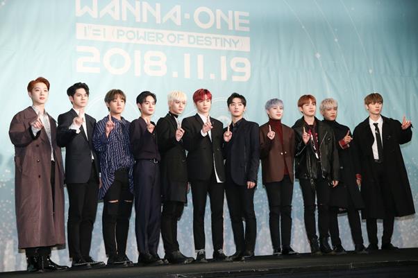 Boy group Wanna One does not slow down to the end of the finish that has not yet been set.Spring breeze, which I met ahead of the last sprint, will wipe out Wanna Ones sweat.Eleven members who started their journey as Wanna One after Mnet Produce 101 Season 2 last year hit the debut songs Energic, Beautiful, Boomerang and Open in turn, topped major soundtracks and record charts and music broadcasts, and recently won their first prize in 2018 MGA.Wanna Ones spectacular move is expected to continue through the first music album 111=1.With the first Music album activity and the end of the scheduled contract period of one and a half years, Wanna Ones goal is to impress the fans with good looks and performances until the end and become a long-remembered team for many people.Despite the recent addition of the title of Grand Singer, Park said modestly, I wanted to mature and repay.Wanna One cited the driving force behind the years and a half to write multiple records: There was confusion, happiness and motivation as well, with a lot of love.Thanks to those who supported us, we have grown and have been able to make music albums like this. Kang Daniel said, I learned the strengths of members and each other.Thanks to such synergy, a better album came out. Sad but beautiful Spring Breeze has a commitment of Wanna One that I wanted to make an album that would be a gift to fans and comfort to the public.Lee Dae-hui said, It is too early to discuss the end because I have now come back with Music album. Kang Daniel said, I am ready to play the last sprint when I hit the marathon.I will run hard, he vowed again.The extension of the activity and the concert early next year have not been discussed yet, but the certainty is that the members said, We talked about traveling with people who are time to meet later.Park Jihoon also promised to tell him its not the end.Wanna Ones Golden Age is still continuing, and a lot of attention is paid to the record that will continue for the rest of the time.Wanna One will release 111=1 at 6 pm on the day and start full-scale activities.Wanna Ones Spring Breeze stage will be available on the comeback show to be broadcast on Mnet on the 22nd.