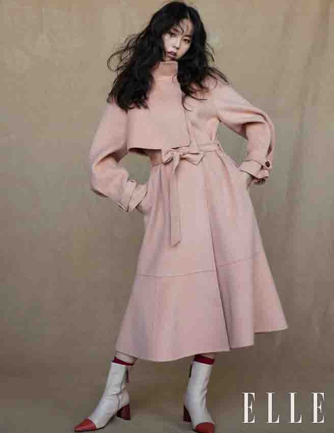 Sohee, security of returnees Deep chic beauty <p>Lee Byung Hun, Han Ji-min, Kim Go-eun as acting actors Agency BH Entertainment and a permanent contract after the fans selected the first fashion pictorial. Sohee is the fashionista answer to the colorful, feminine, Holy digest, and data for eight tone charm showed off.</p><p>In the shooting, officials are shooting in the atmosphere to overwhelm the power. The skin is too like the lighting as it is absorbing that like a beautiful surprised.and to prayer.</p><p>This photoshoots theme is The Holiday lookwith a special party and many Year season look aimed. Detailing on the fun to get coat and a padded jumper as a party look but not the styling. Ruffled collar is a coat or a balloon in The Shape of a short jumper is feminine and cute free.</p><p>Learn Sohee is currently in the film single ridersince to start to review.</p>