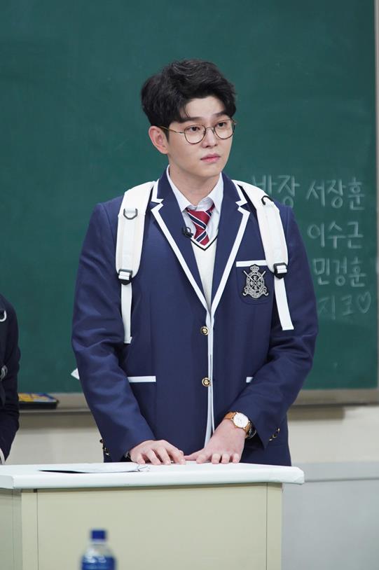 Well brother Yoon Kyun-sang About Master Kim Yoo-jung, me brotherThis is called...Hot clean Episode revealed <p>Yoon Kyun-sang this “Kim Yoo-jung, me ‘type’is called.”</p><p>‘Oh brother,’actor Yoon Kyun-sang and Kim Yoo-jung starring. Two people are coming the 26th, the first broadcast JTBC on the drama, ‘once hot, clean the’starring....</p><p>Recent progress with the ‘No brother’ is recording two people in full swing in progress ‘once hot, clean the’shooting back story to introduce you to eye-catching. Yoon Kyun-sang is “the fact in the beginning that Kim Yoo-jung at this age than I was younger, but for the seniors because this is how friends should be people did.” “Kim Yoo-jung this first ‘my brother and I would do that. Easy to please’and to be a friend and gave thanks to the amount of friends could be”a few days, and exposed.</p><p>Brother who is Kim Yoo-jung this Yoon Kyun-sang to the call of the other titles for the questions revealing, Kim Yoo-jung is “from childhood to the handsome habit,”and revealed the reason. The brother who is Kim Yoo-jung in “then your brother is how do”asked Kim Yoo-jung is a cool answer with a laugh, I found myself. Brother, their smile makes Kim Yoo-jungs answer in this broadcast.</p><p>‘Loco power manrep couple’ Yoon Kyun-sang and Kim Yoo-jungs first encounter story 24, 9 PM, to be broadcast in JTBC ‘brother’.</p>