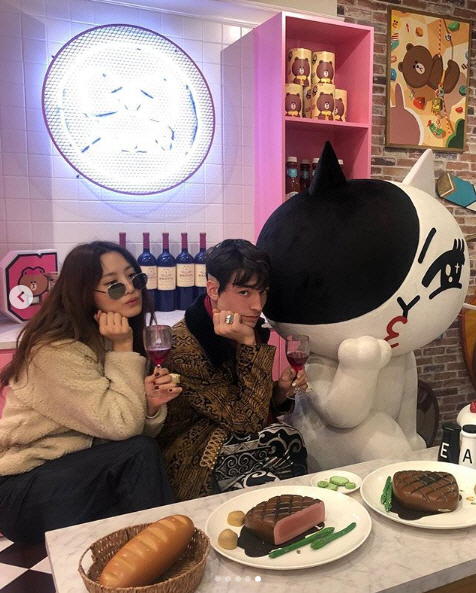 수현 이미지